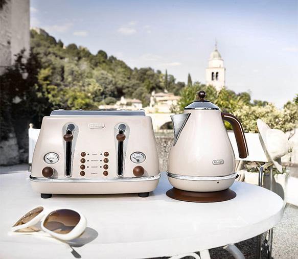 De'Longhi Vintage Icona Jug Kettle